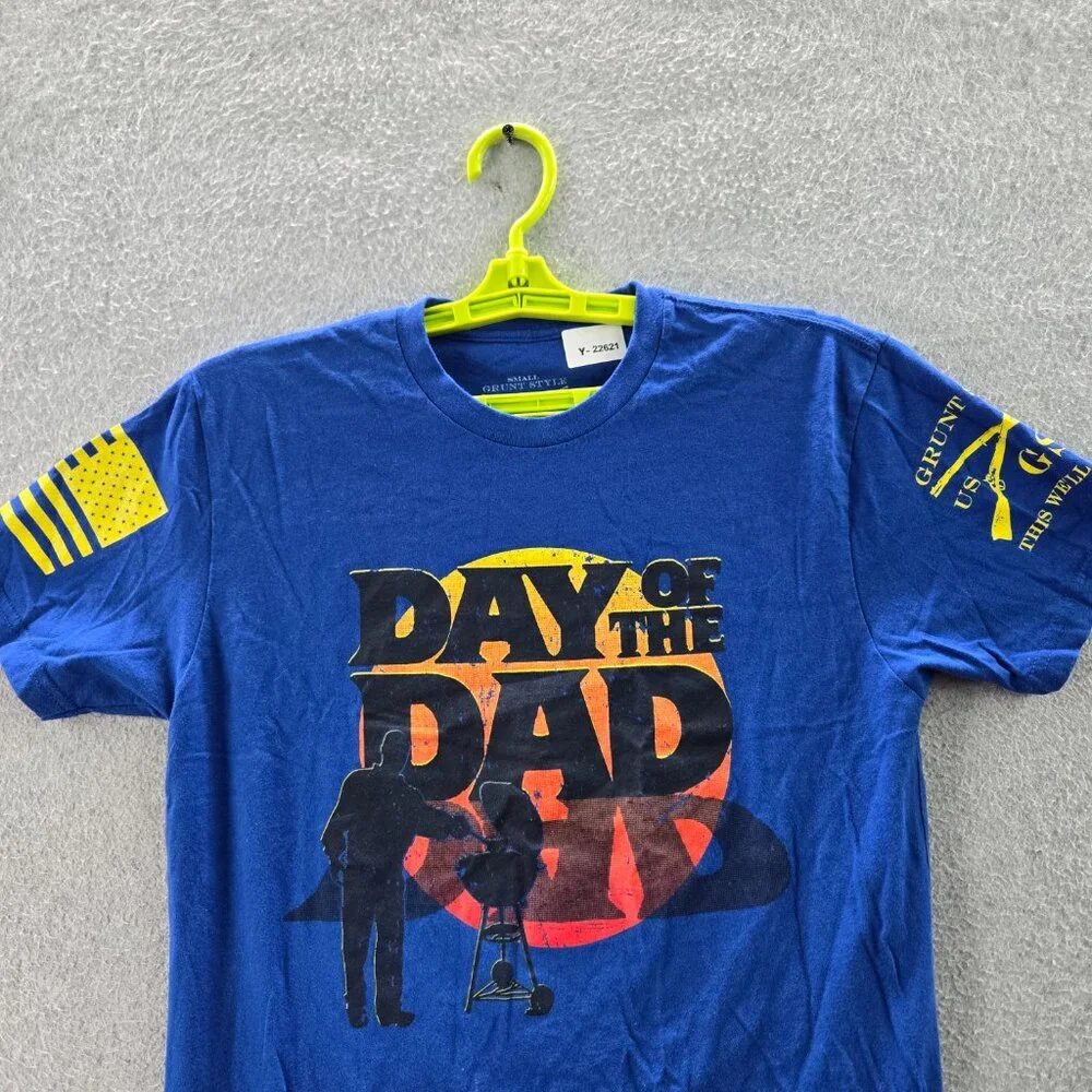 Grunt Style Men‎ Shirt SMALL Blue Graphic Print Day Of The Dad Printed
